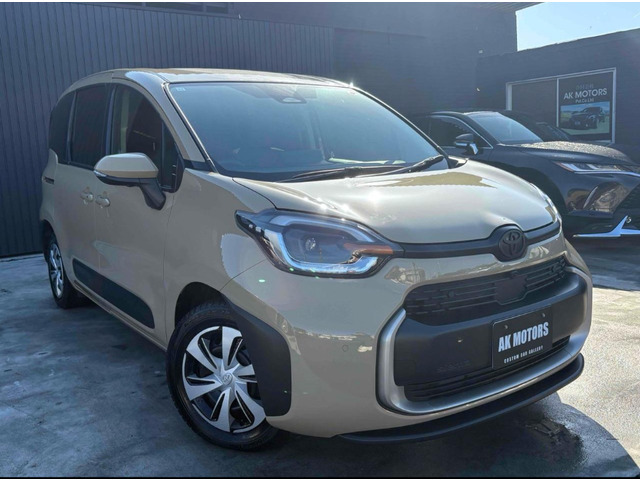 シエンタハイブリッド 1.5 Z1年走行距離無制限保証付き