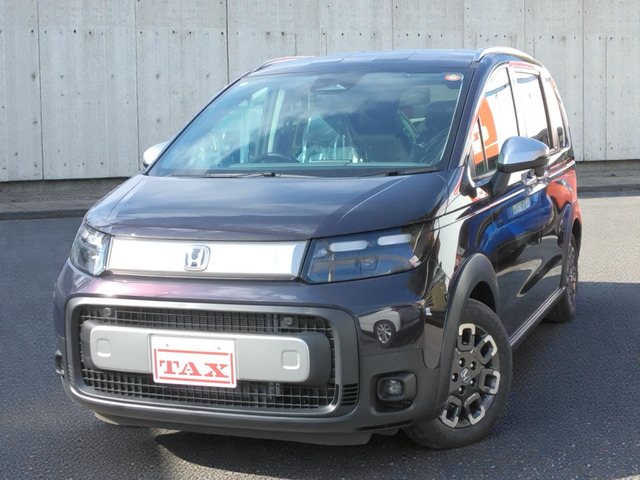 フリード 1.5 e:HEV クロスター $