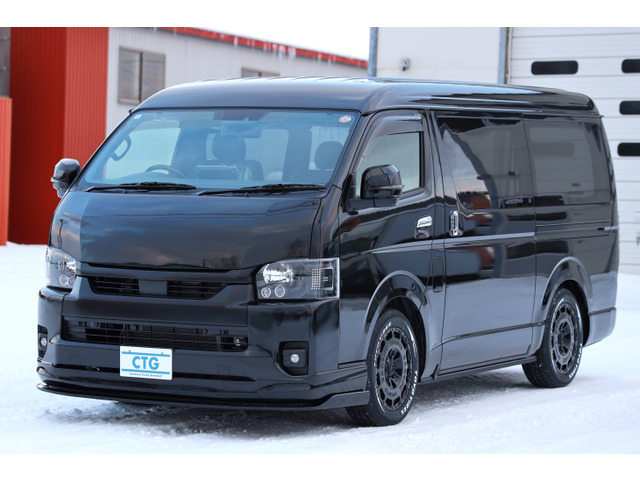 ハイエース　ダークプライム2 サスペンション　ワイド　ミドルルーフ2WD新車外し 総額422.8万円】トヨタ ハイエースバン 2.8 スーパーGL ダークプライム