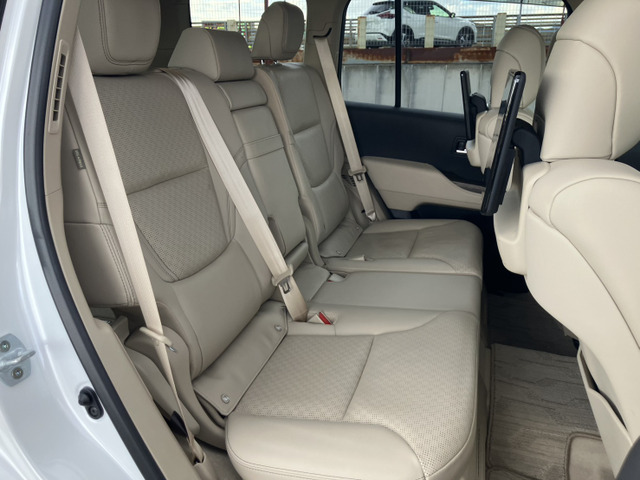 トヨタ ランドクルーザー300 3.5 ZX 4WD の中古車詳細 (27,000km