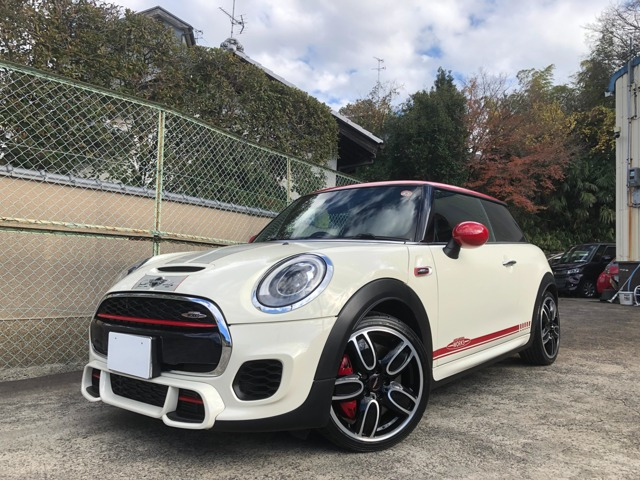 ミニジョン・クーパー・ワークス3ドア 1オーナー・禁煙車