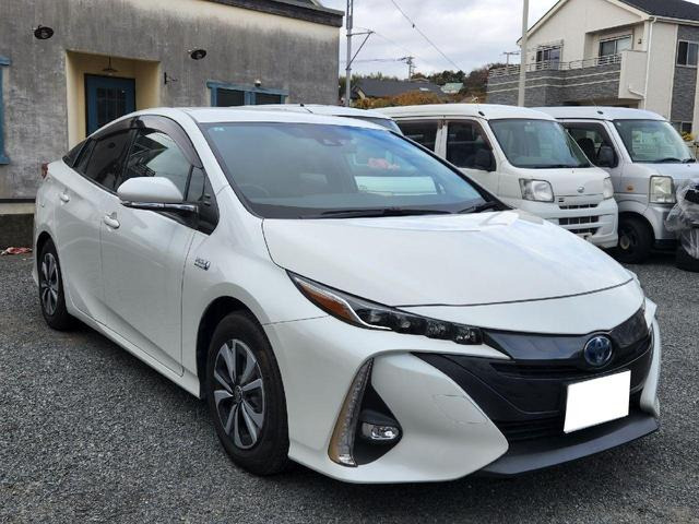 プリウスPHV  