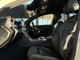 Cクラスワゴン C200 スポーツ パール色/純正エアサス/電動リアゲート