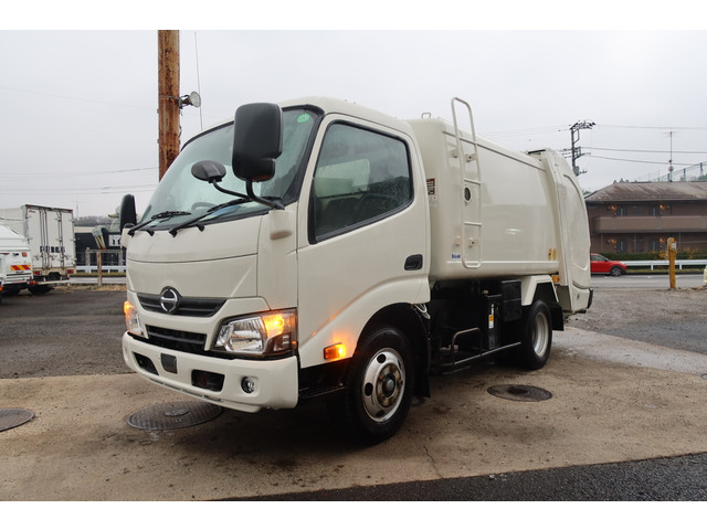 デュトロ巻き込みパッカー 積載2000kg