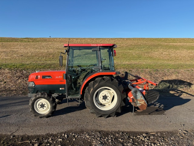 クボタ トラクタ KL340H