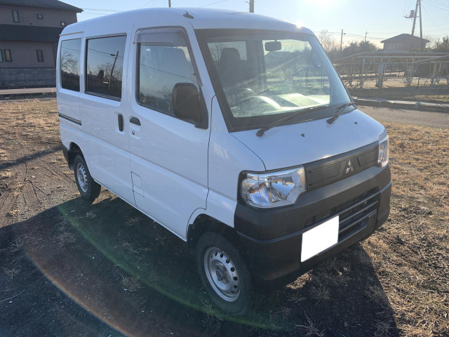 ミニキャブミーブCD 10.5kWh 4シーター内外装使用感ある為格安