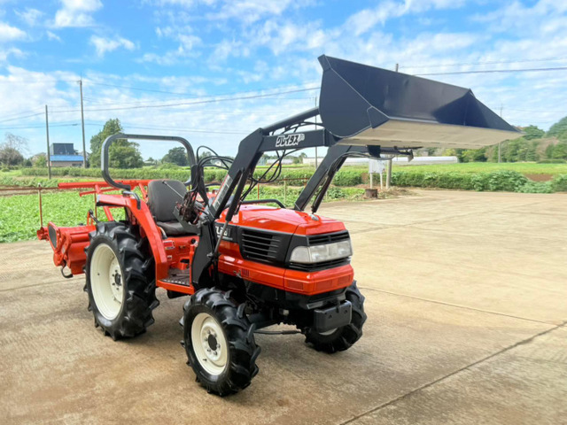 クボタ ミニバックホー 28馬力■891H■2WD/4WD