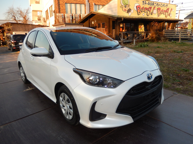 ヤリス1.5 ハイブリッド X2万KM台