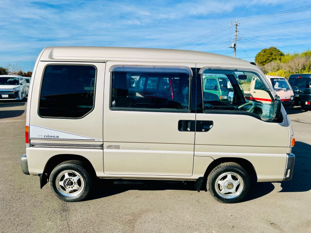 スバル サンバーディアス IIスーパーチャージャー 4WD の中古車詳細