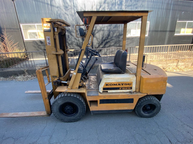 その他 コマツ エンジンフォークリフト FG25-8 2303h 2.5t の中古車
