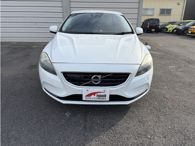 V40T4ターボ搭載で走り爽快なV40