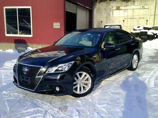 クラウンアスリートハイブリッド 2.5 G Four 4WD走行33000キロ サンルーフ ナビTV