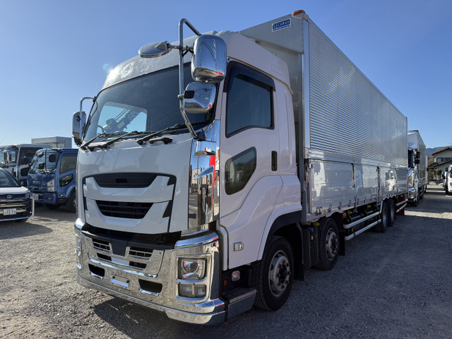 ギガ  予備車検つき