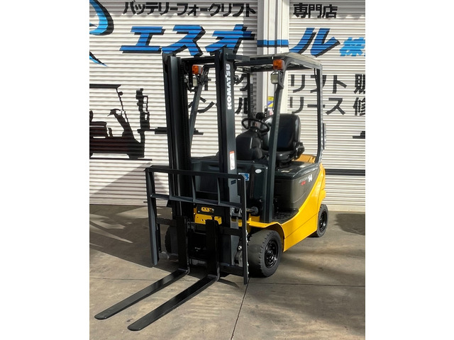コマツ 電動フォークリフト 3.0M1.4t
