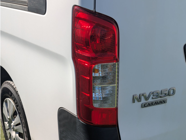 日産 NV350キャラバンワゴン 2.5 DX ロング 低床 10人乗り/リア
