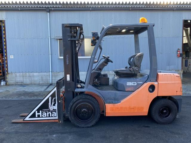 トヨタL&F エンジンフォークリフト 17831