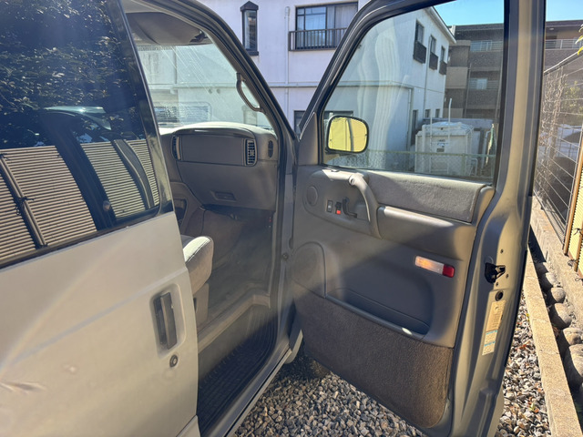 シボレー アストロ LT 4WD 車椅子移動車・外ホイール・外ナビ・ETC の 