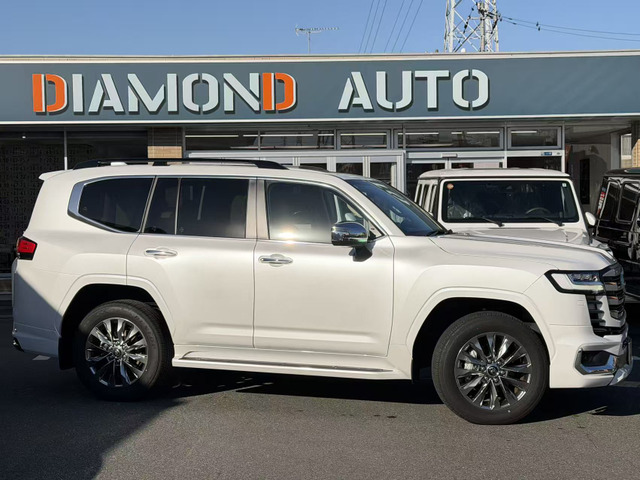 トヨタ ランドクルーザー300 3.3 ZX ディーゼル 4WD モデリスタ 1