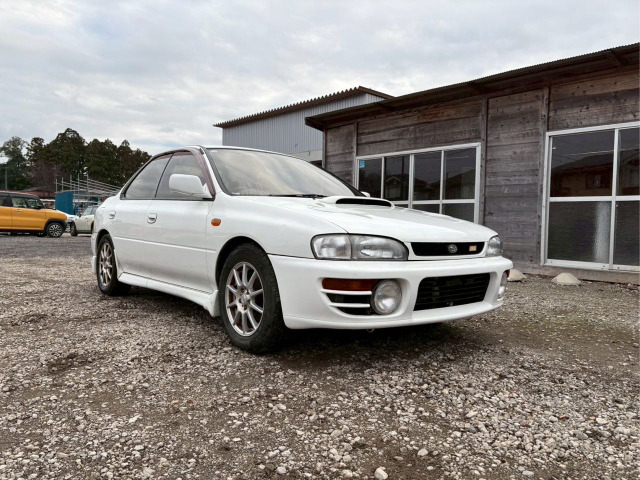 インプレッサ 2.0 WRX 4WD 