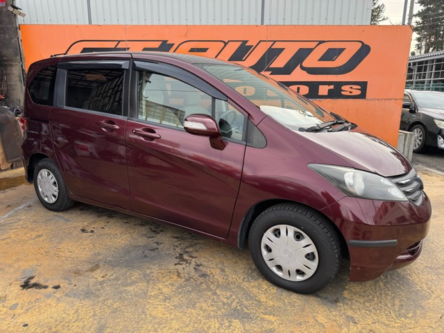 フリード 1.5 G ジャストセレクション ナビ TV バックカメラ 3列シート