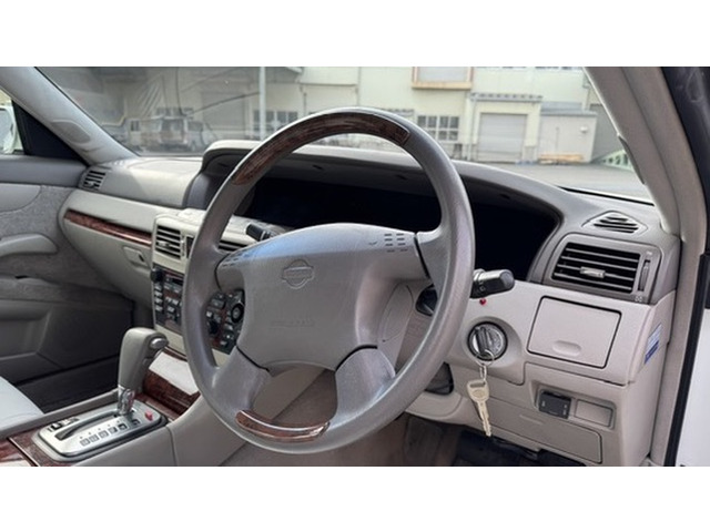 日産 グロリア の中古車詳細 (121,217km, ホワイト, 愛知県, 65万円