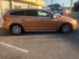V60 T6 AWD 4WD 4WD T6 サンルーフ付き