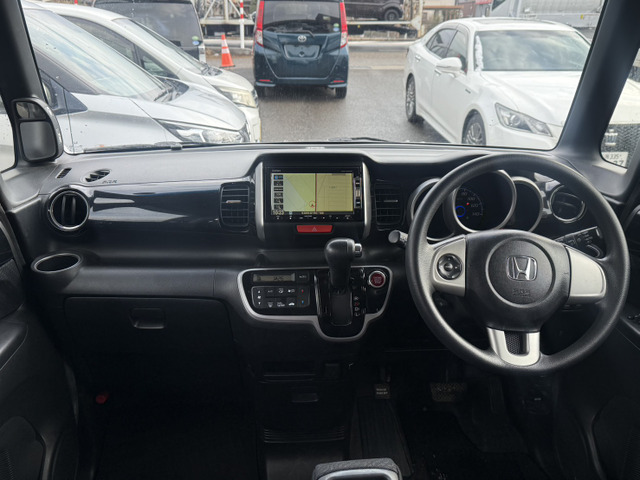 ホンダ N-BOX G Lパッケージ 4WD 車検2年 点検整備・保証付 の中古車