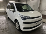 お車と一緒に新品タイヤ(ホイール付き)をご希望の方にはお得な価格にてご提供しております。常時在庫がありますので、いつでもご確認いただけます。