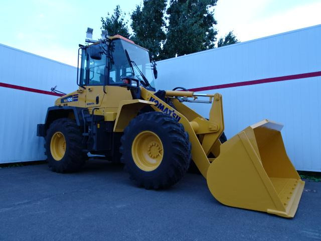 コマツ コマツWA100