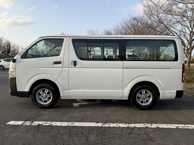 トヨタ ハイエースバン 3.0 DX ロング ディーゼル 4WD 9人乗り ナビ TV