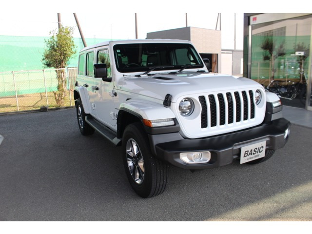 ラングラーアンリミテッド サハラ 2.0L 4WDアップルカープレイ アルパインスピーカー