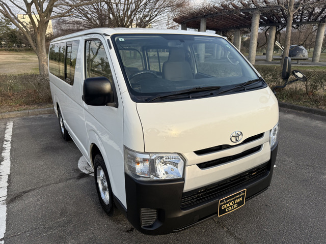 トヨタ ハイエースバン 3.0 DX ロング ディーゼル 4WD 9人乗り ナビ TV