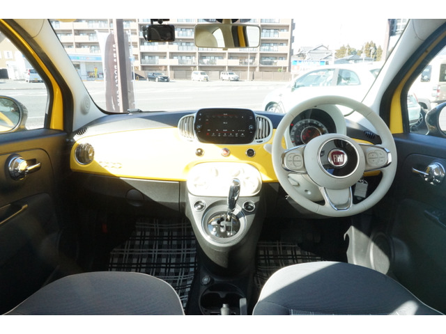 フィアット 500 ミモザ 限定300台 ディスプレイオーディオ の中古車