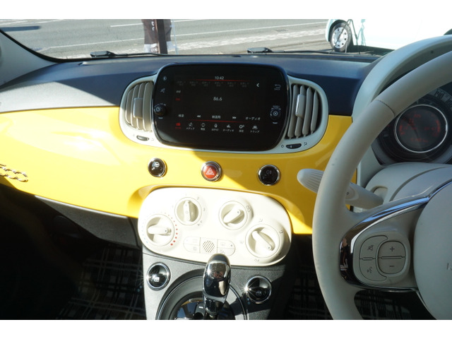 フィアット 500 ミモザ 限定300台 ディスプレイオーディオ の中古車