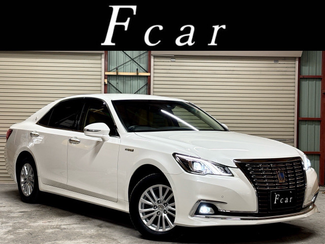 クラウンハイブリッド 2.5 ロイヤルサルーン Four 4WD