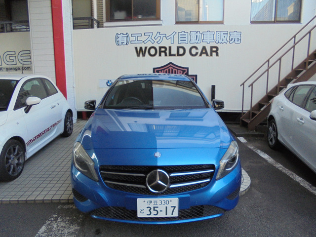 AクラスA180 ナイトパッケージユーザー下取り美車