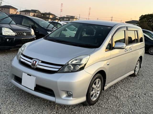 アイシス1.8 プラタナ VセレクションDVDオートライトパワースライドドア左側