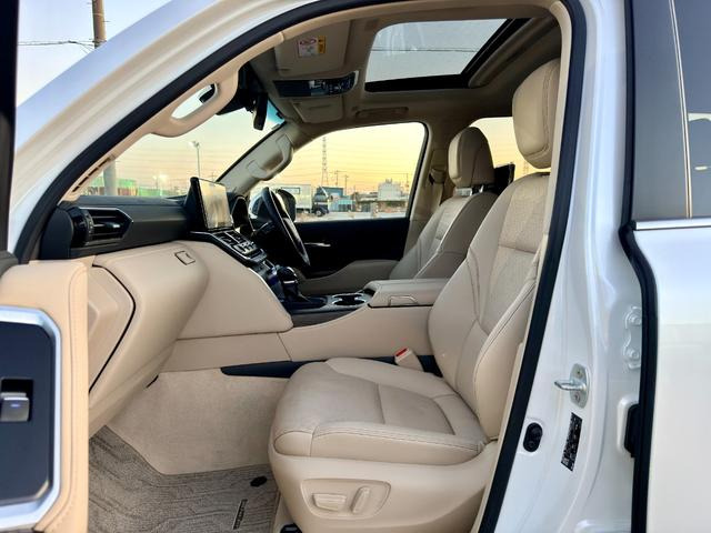 トヨタ ランドクルーザー300 3.3 ZX ディーゼル 4WD JBLサウンド