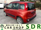 内外装のデザイン良く国産車にはない全体的にオシャレな車両だと思います。 車体色も光の加減で赤系、オレンジ系色に見え綺麗です。