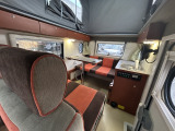 軽自動車とは思えない広々とした室内!
