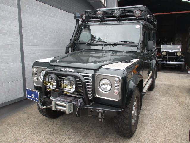 ディフェンダー110 SE ディーゼル 4WDカスタム仕様 NO-X適合