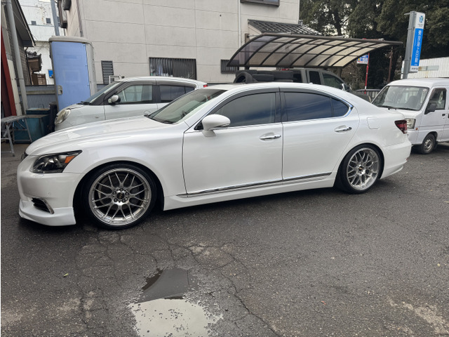 レクサス LS 460 バージョンC Iパッケージ サンルーフ BBS ロワリング 