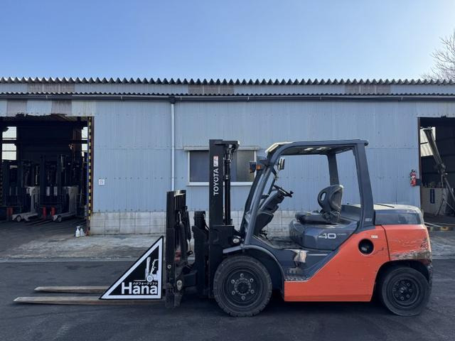 トヨタL&F エンジンフォークリフト 17995