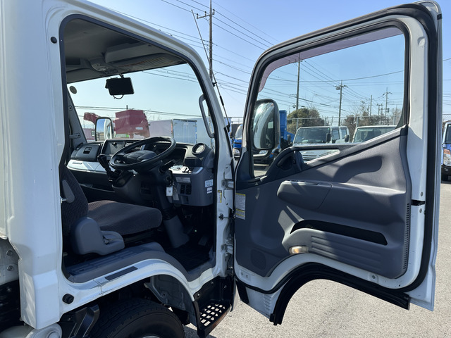 三菱ふそう キャンター アルミバン 2tトラック ロングボディ の中古車