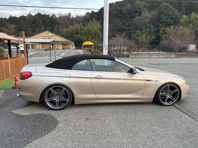 BMW 6シリーズカブリオレ 640i 高額改装多数 の中古車詳細 (115,600km