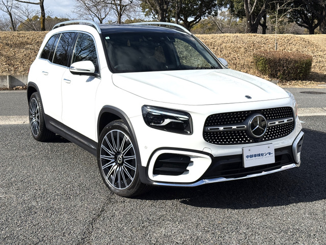 GLBGLB200d 4マチック AMGラインパッケージ 4WD1オーナー・パノラマSR・黒革・20AW