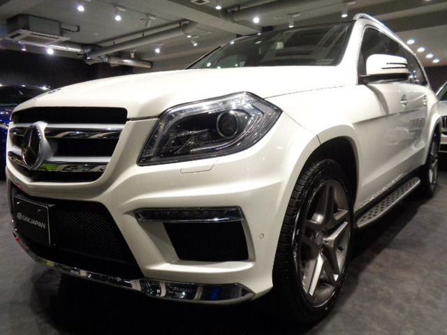 GLクラスGL550 4マチック AMG エクスクルーシブパッケージ 4WD4.7V8ツインターボ7速パドルS4WD