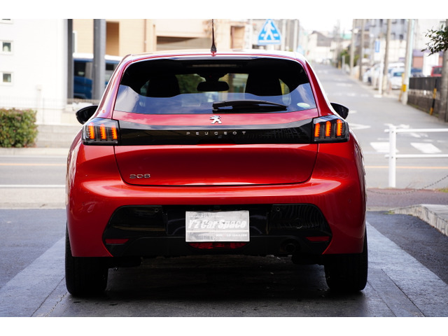 プジョー 208