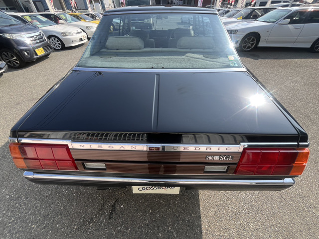 日産 セドリック 2.0 SGL 修復歴無し車両 フルノーマル車両 の中古車