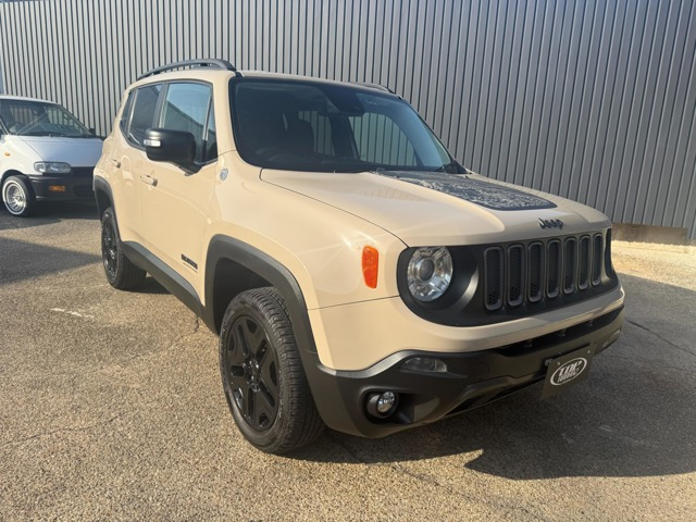 レネゲードデザートホーク 4WD50台限定モハベサンド